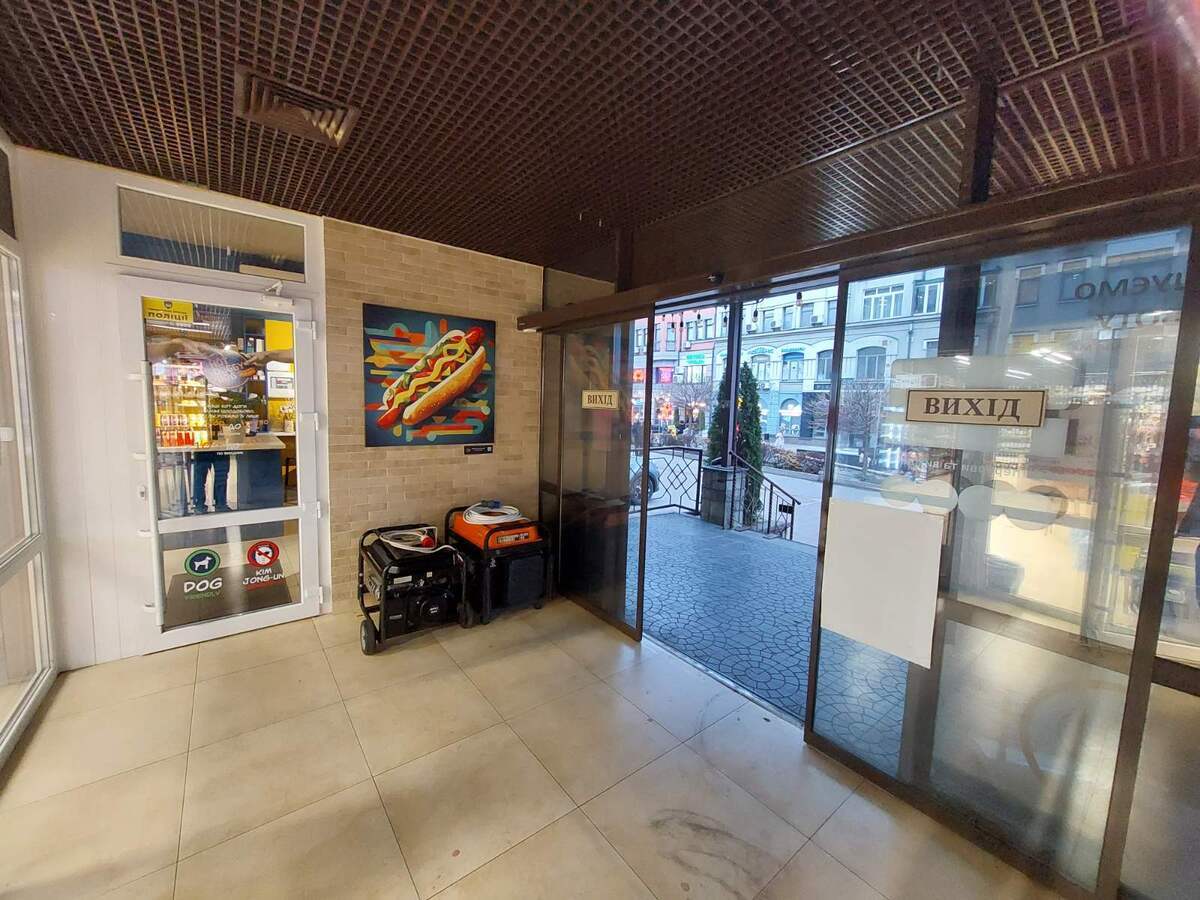 Аренда торгового помещения 190 м², Константиновская ул.