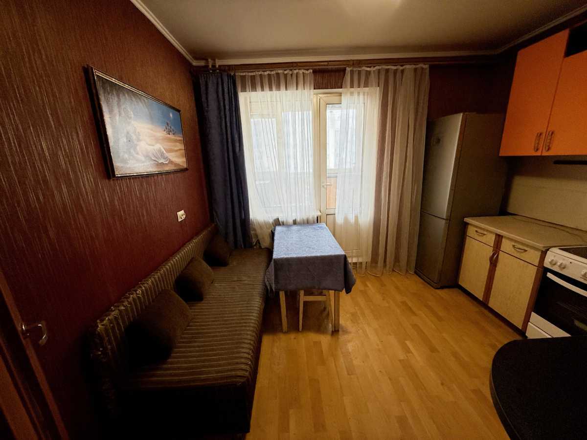 Продаж 1-кімнатної квартири 43 м², Миколи Закревського вул., 97