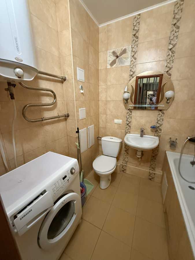 Продаж 1-кімнатної квартири 43 м², Миколи Закревського вул., 97