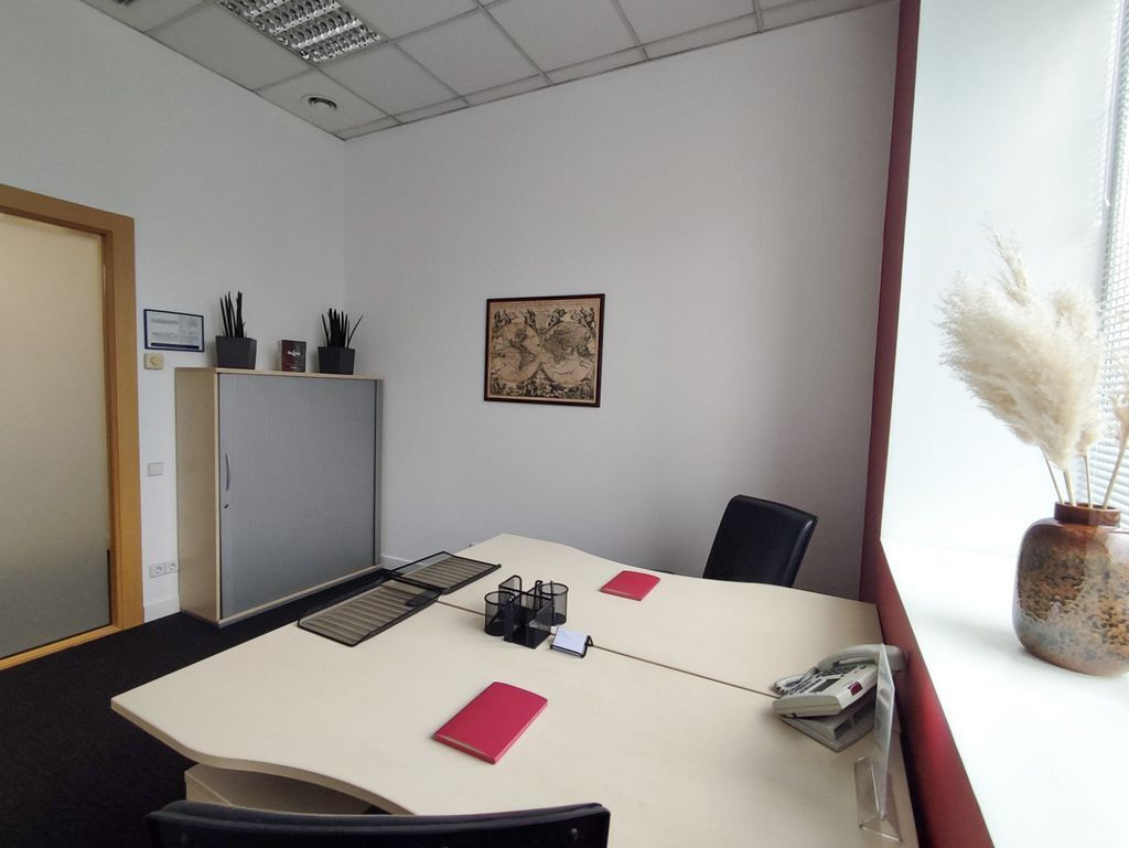 Оренда офісу 100 м², Миколи Грінченко вул., 4