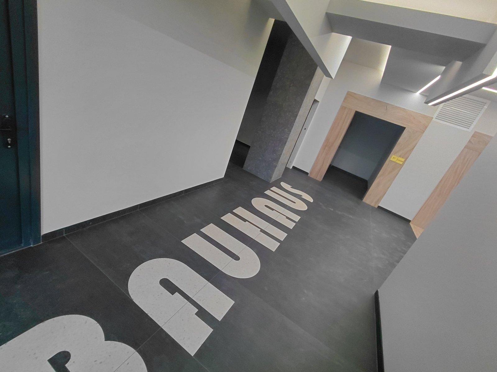 Продажа 2-комнатной квартиры 61.5 м², Сокольницкая ул., 26