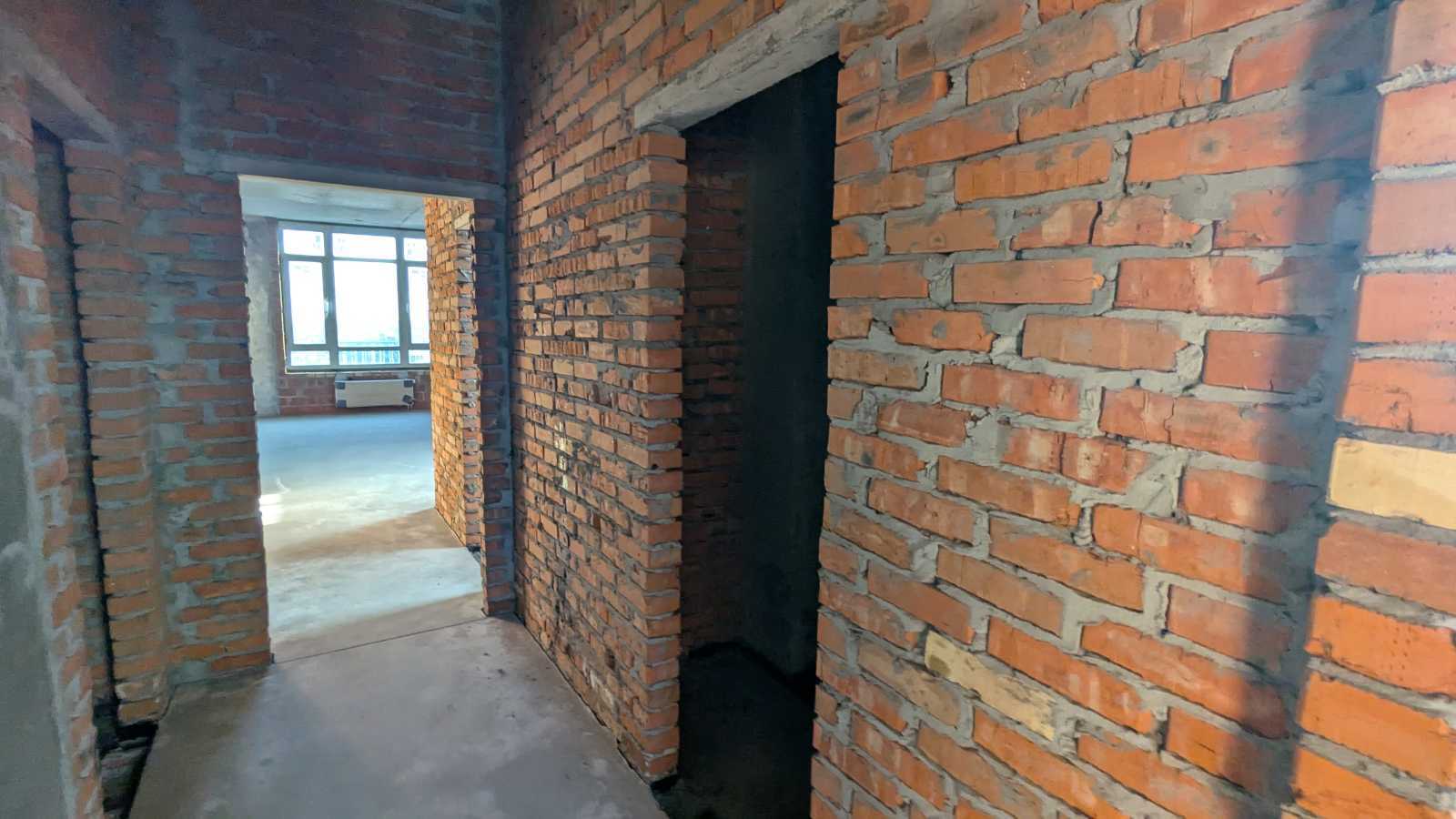 Продаж 3-кімнатної квартири 126.6 м², Річна вул., 4