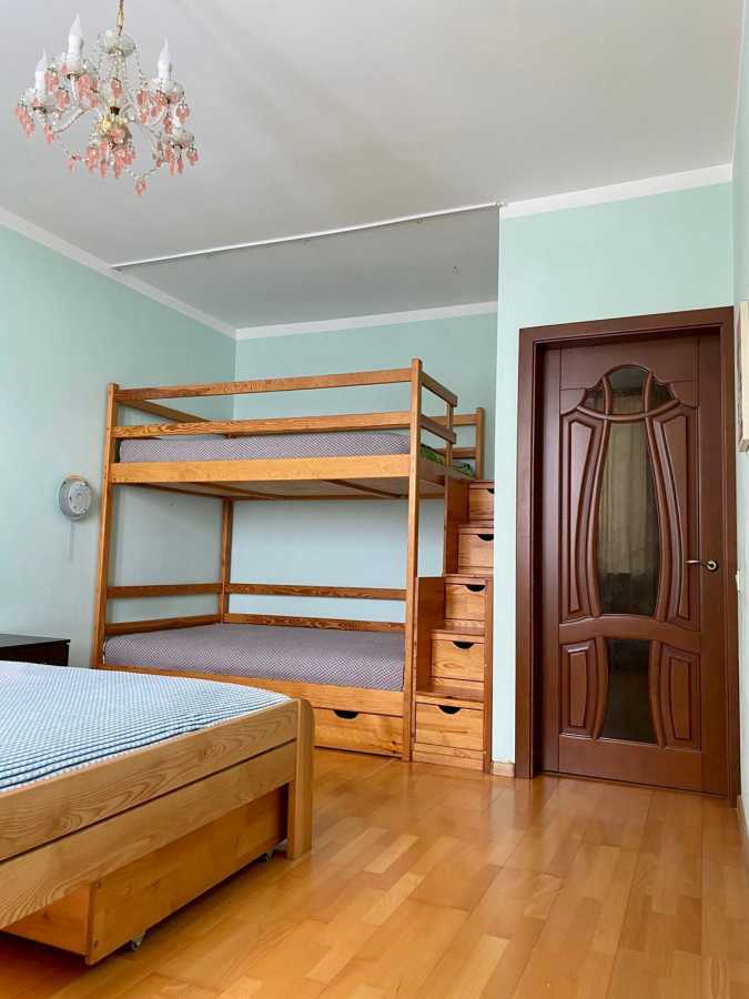 Продаж 1-кімнатної квартири 45 м², Єлизавети Чавдар вул., 7