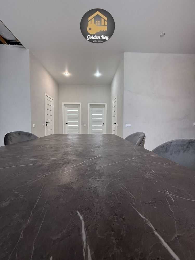 Продаж 3-кімнатної квартири 120 м², Заводська