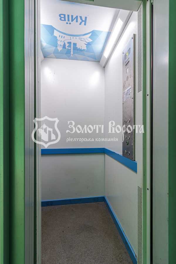 Продаж 3-кімнатної квартири 71 м², Шолом-Алейхема вул., 24