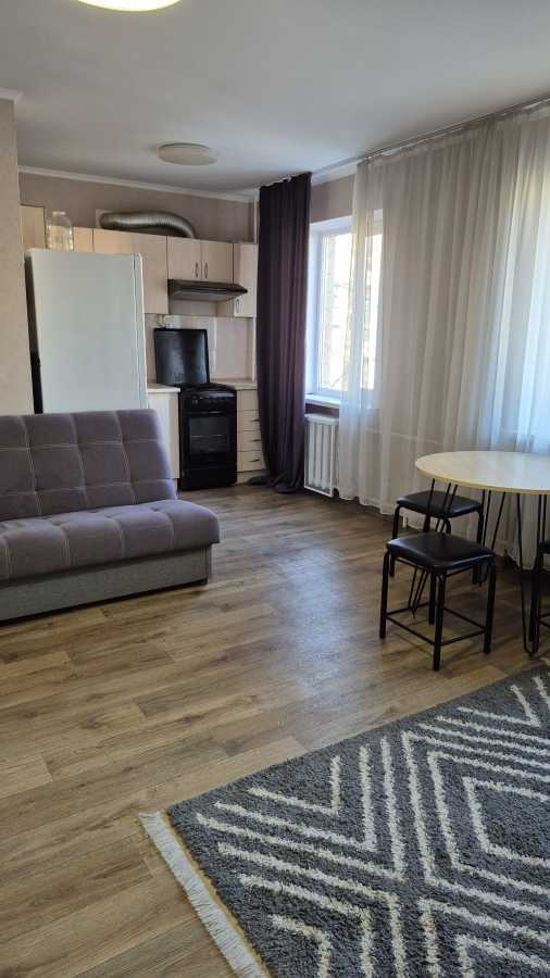 Аренда 2-комнатной квартиры 44 м², Ольжича ул., 17