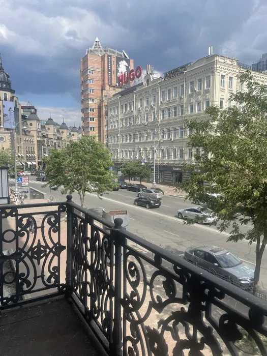 Продаж 2-кімнатної квартири 78 м², Велика Васильківська вул., 12