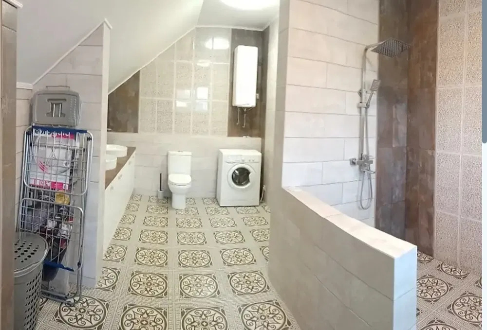 Аренда дома 225 м², Луговая (Жуляны) ул.