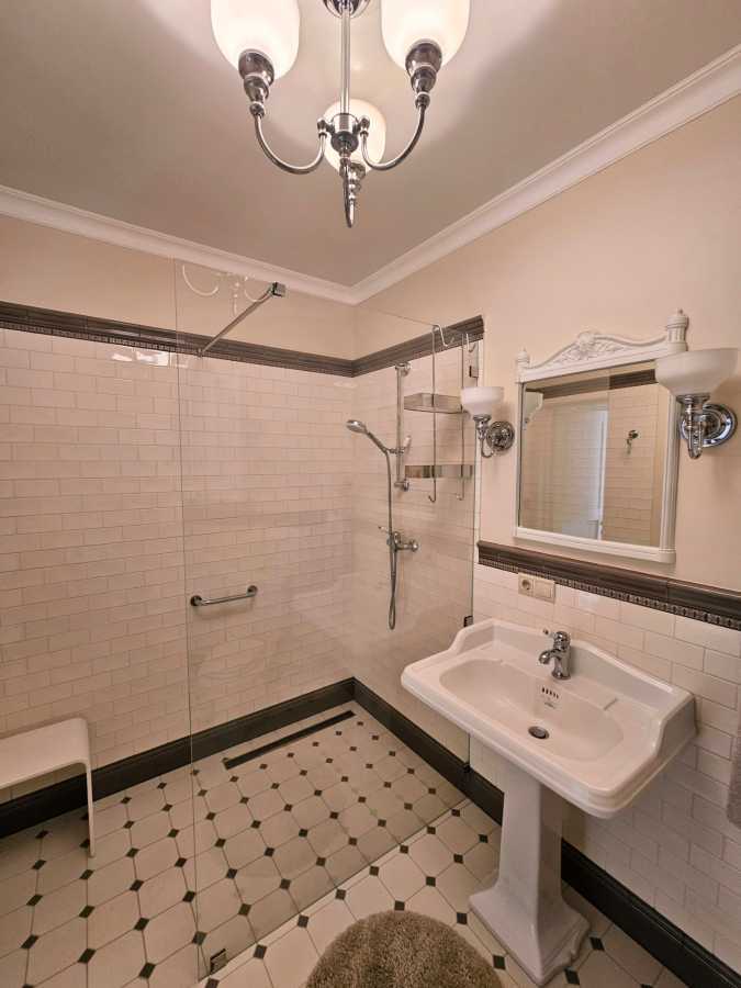 Продаж 1-кімнатної квартири 46 м², Пушкінська вул., 2К