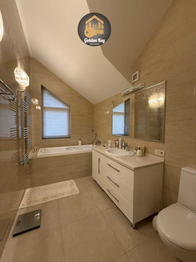 Продажа дома 222.9 м², Липова, 15