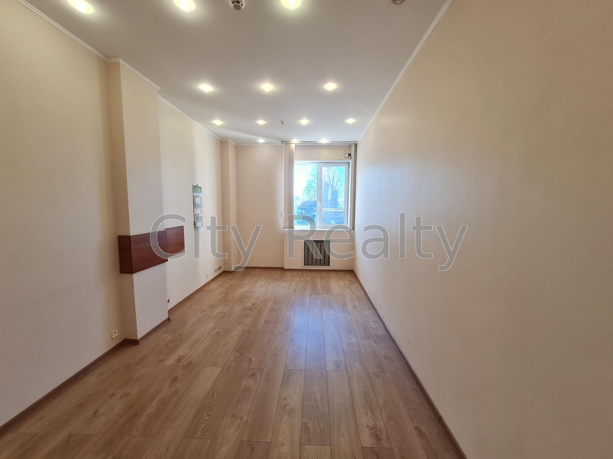 Оренда офісу 99 м², Вікентія Хвойки вул., 18/14