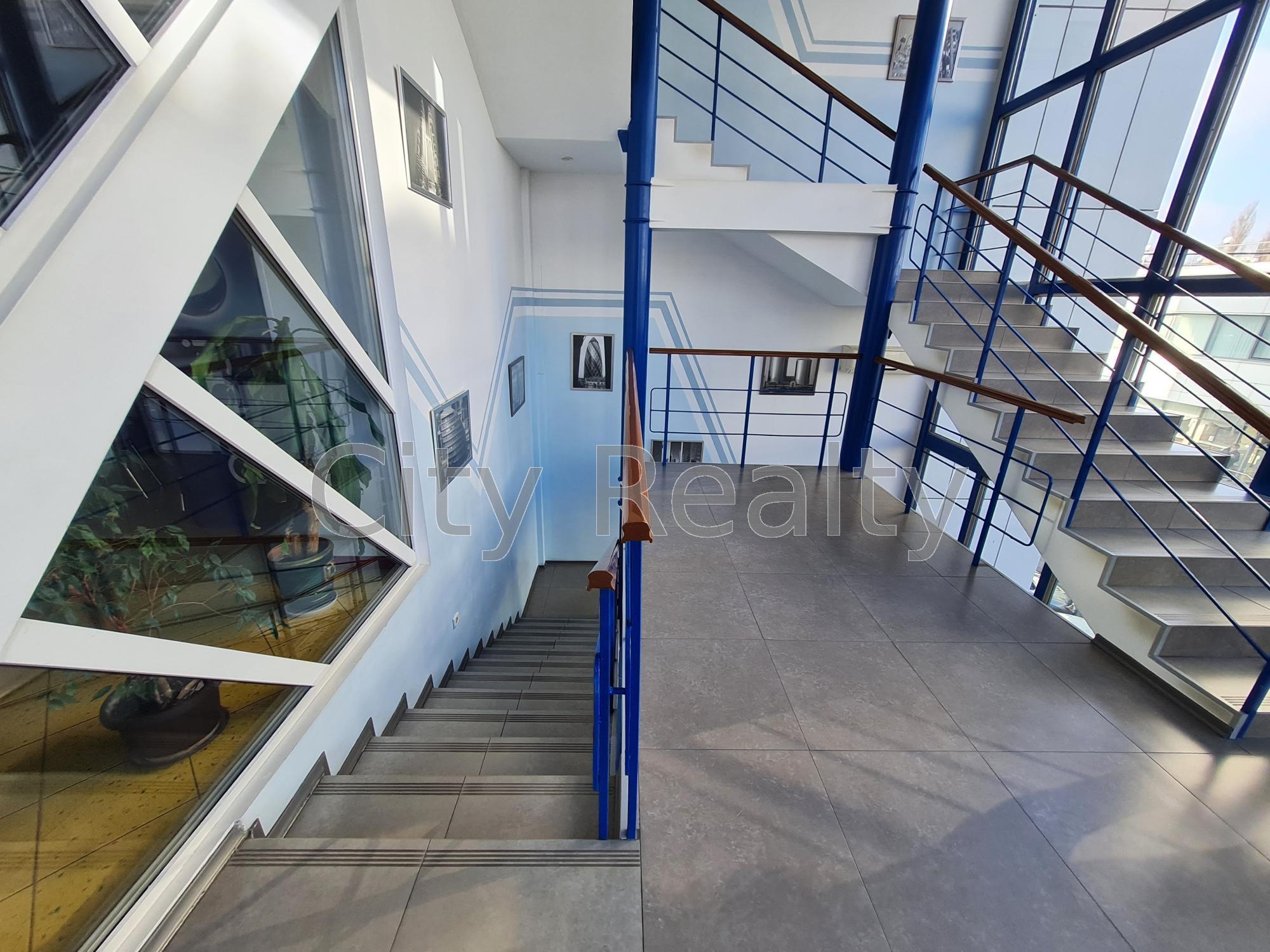 Оренда офісу 99 м², Вікентія Хвойки вул., 18/14