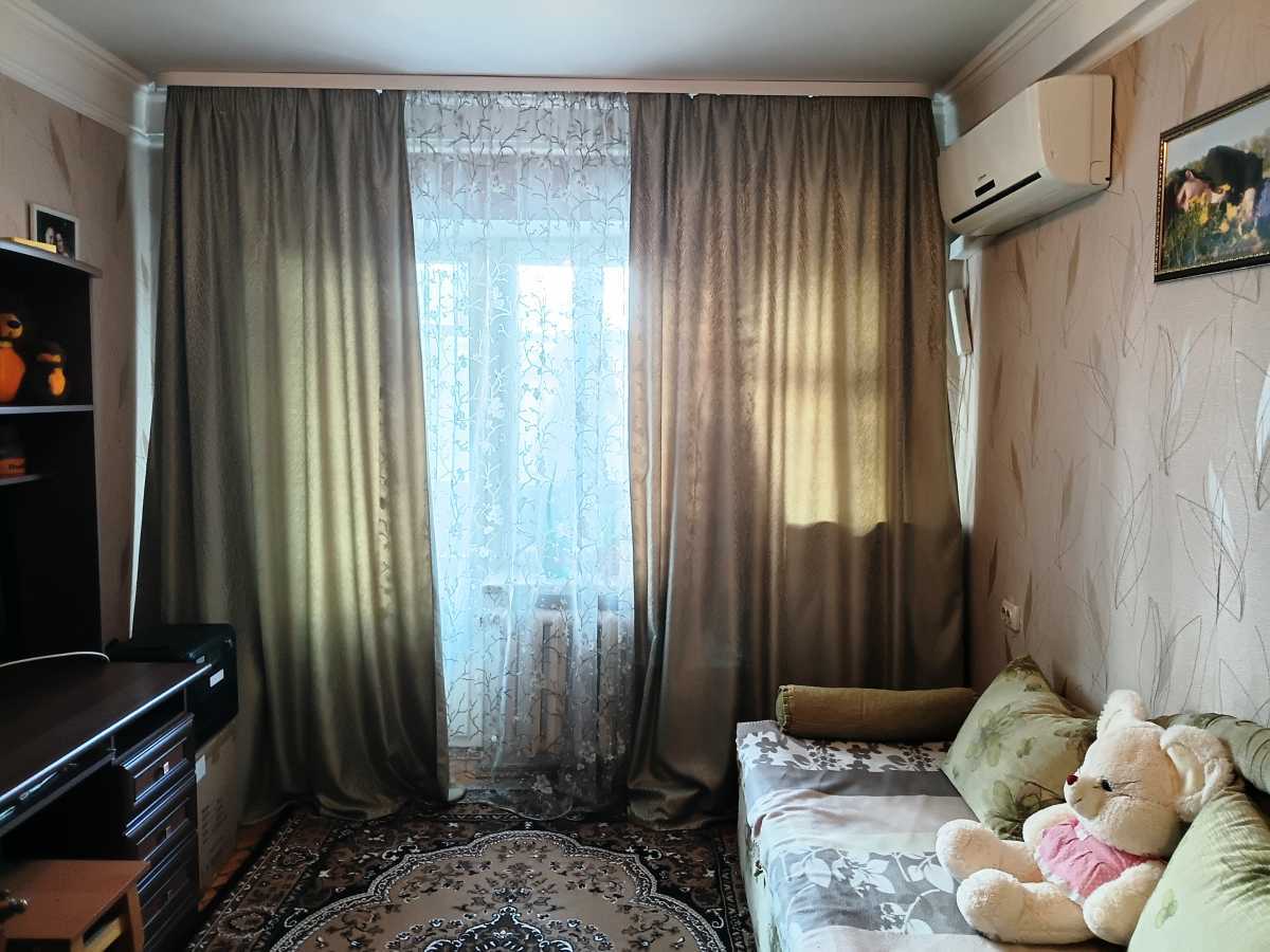 Продаж 2-кімнатної квартири 43.8 м², Зелена вул., 17