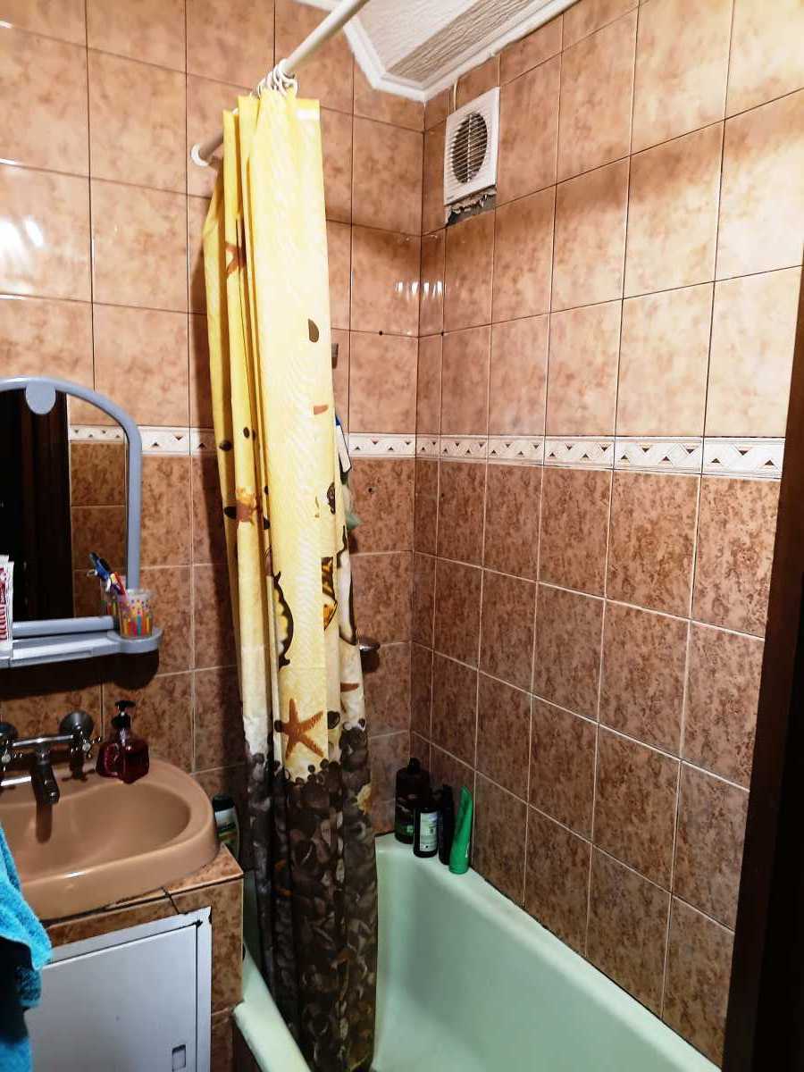 Продаж 2-кімнатної квартири 43.8 м², Зелена вул., 17