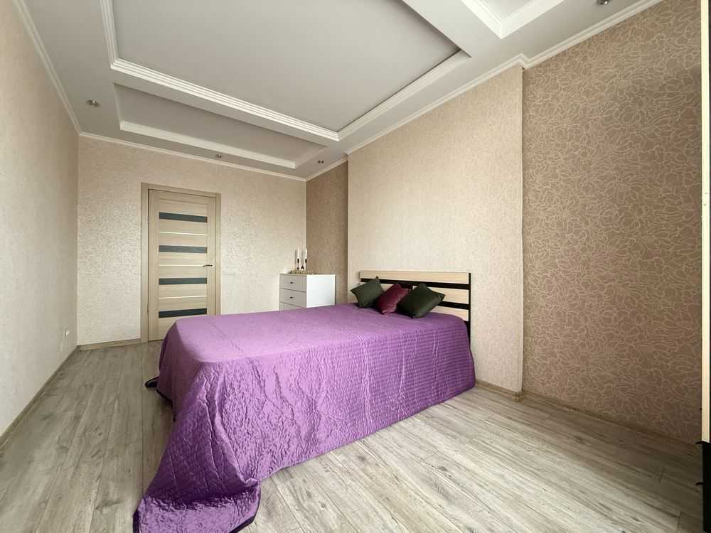 Продаж 2-кімнатної квартири 66.5 м², Європейська, 1