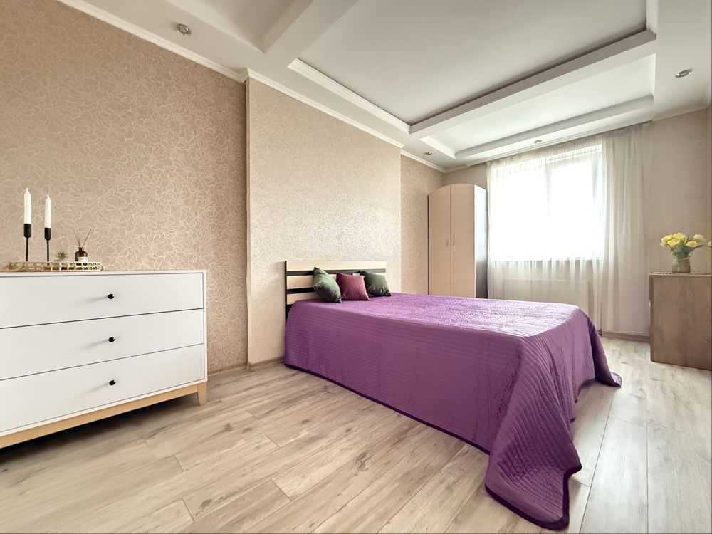 Продаж 2-кімнатної квартири 66.5 м², Європейська, 1