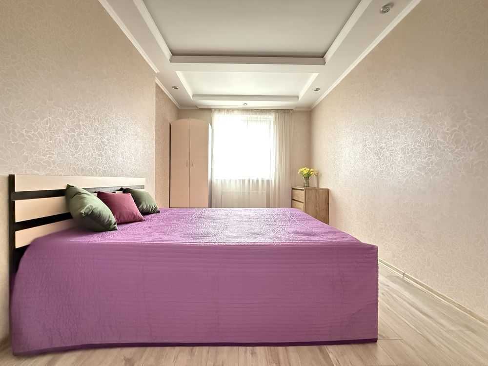 Продаж 2-кімнатної квартири 66.5 м², Європейська, 1