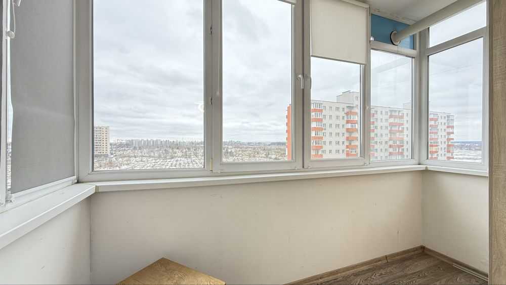 Продаж 2-кімнатної квартири 66.5 м², Європейська, 1