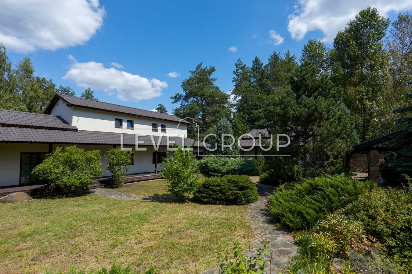 Продажа дома 274 м², Снайпера ул.