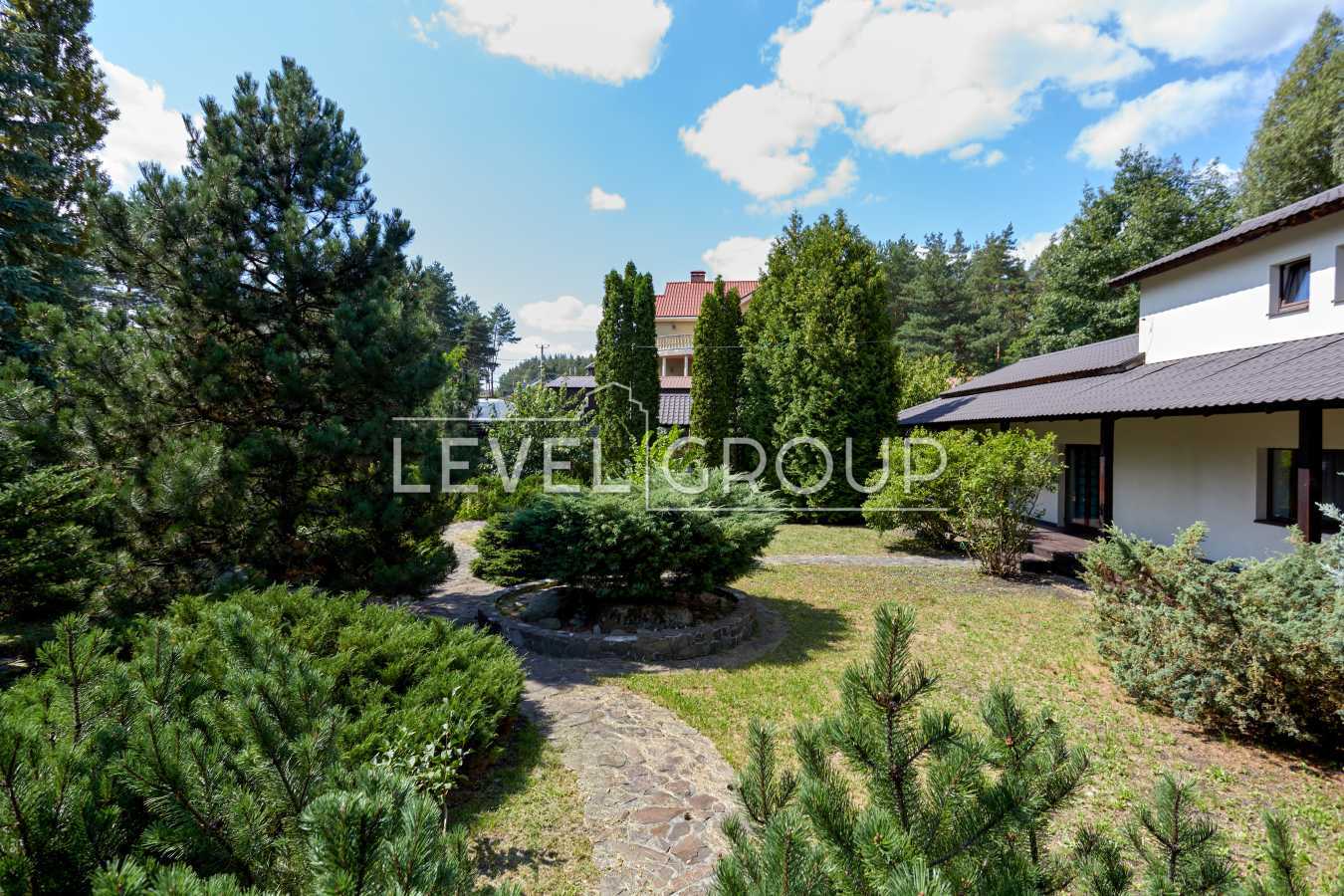 Продажа дома 274 м², Снайпера ул.