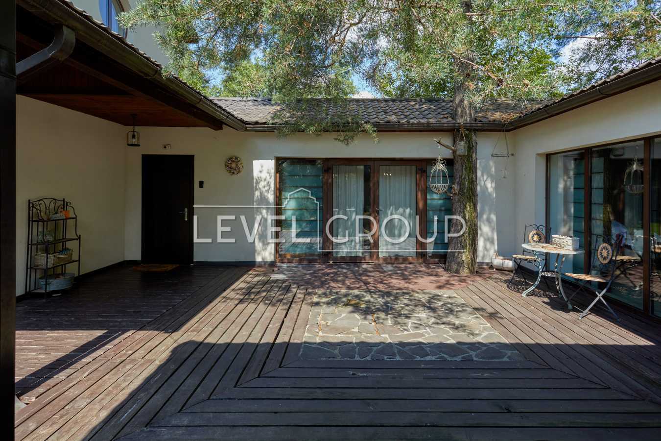 Продажа дома 274 м², Снайпера ул.