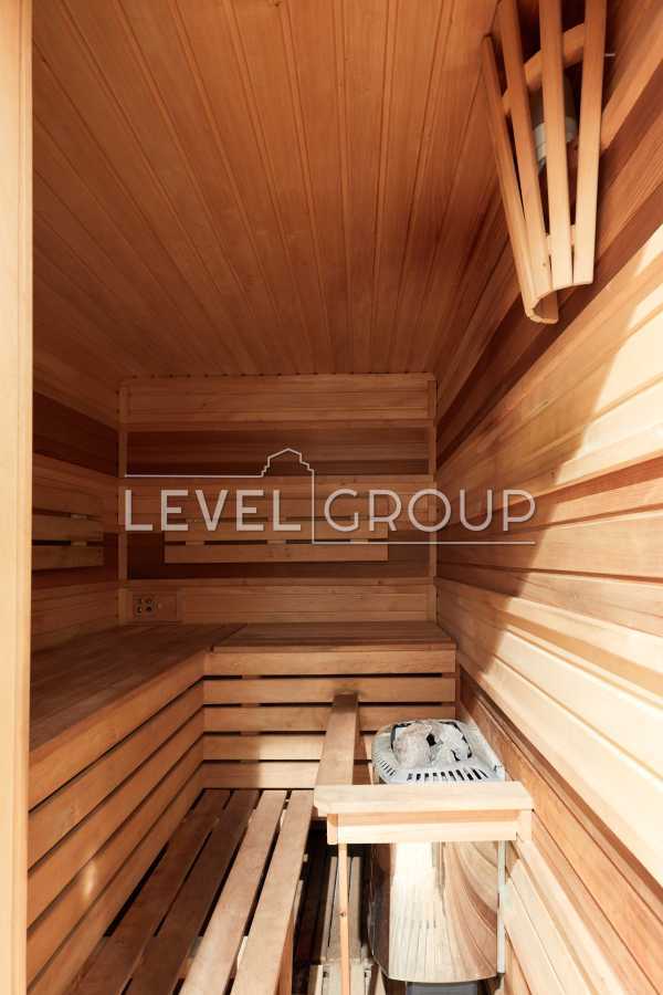 Продажа дома 274 м², Снайпера ул.