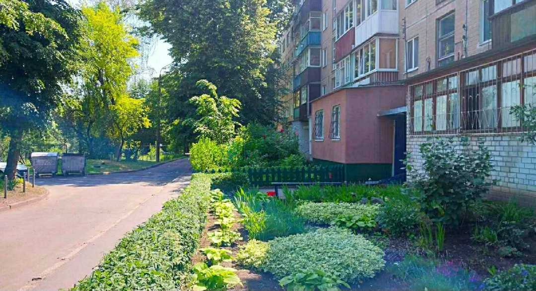 Продажа 3-комнатной квартиры 62 м², Владислава Зубенко ул.