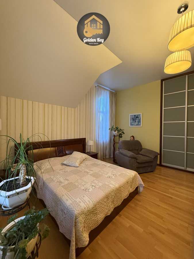 Продажа дома 222.9 м², Липова, 15