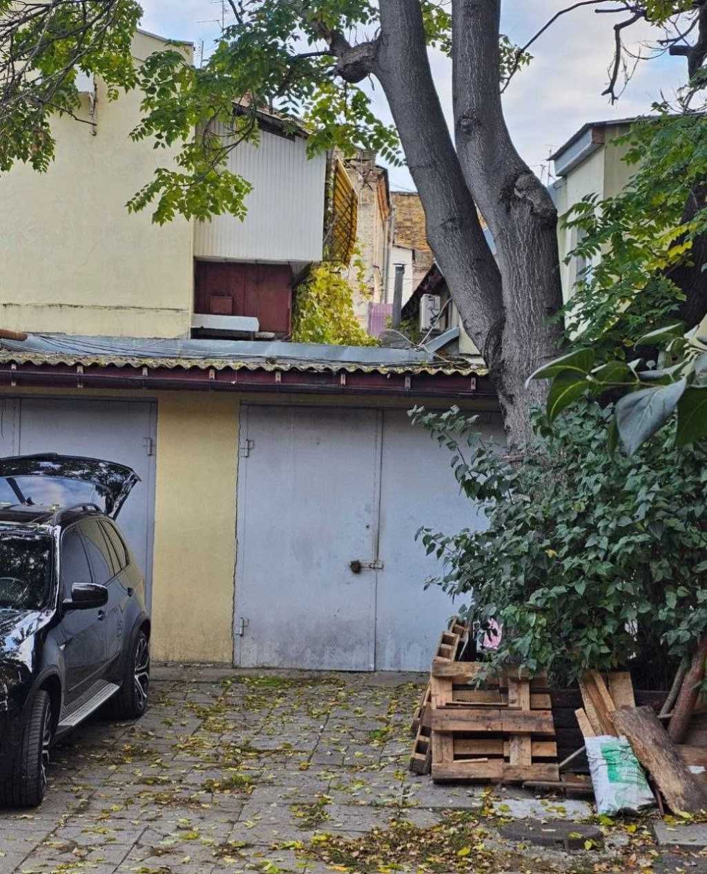 Продажа 5-комнатной квартиры 108 м², Хмельницкого Богдана ул.