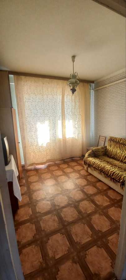 Продаж 3-кімнатної квартири 70.26 м², 45