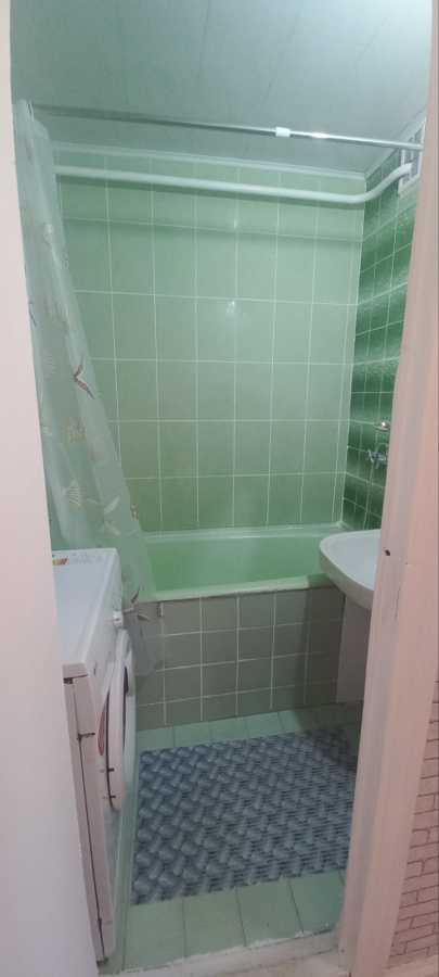 Продаж 3-кімнатної квартири 70.26 м², 45