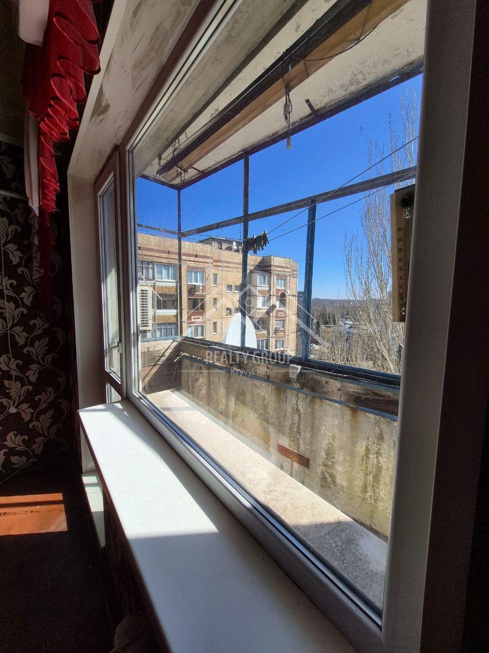 Продаж 1-кімнатної квартири 35 м², Івана Авраменка вул.