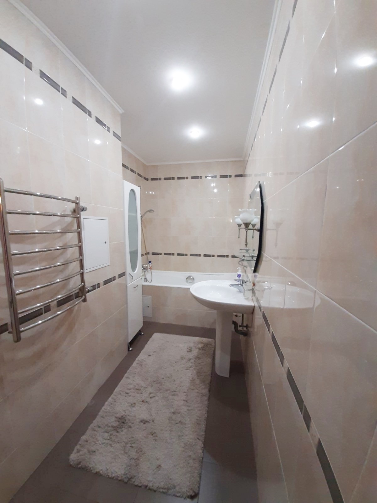 Продаж 2-кімнатної квартири 72 м², Миколи Бажана просп., 10