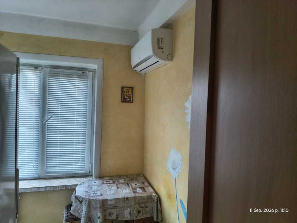 Продаж 2-кімнатної квартири 44 м², Верховної Ради бул., 14