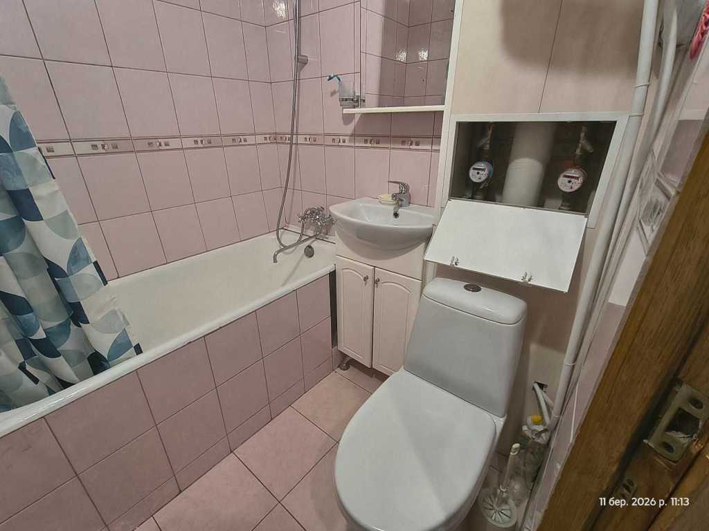 Продаж 2-кімнатної квартири 44 м², Верховної Ради бул., 14