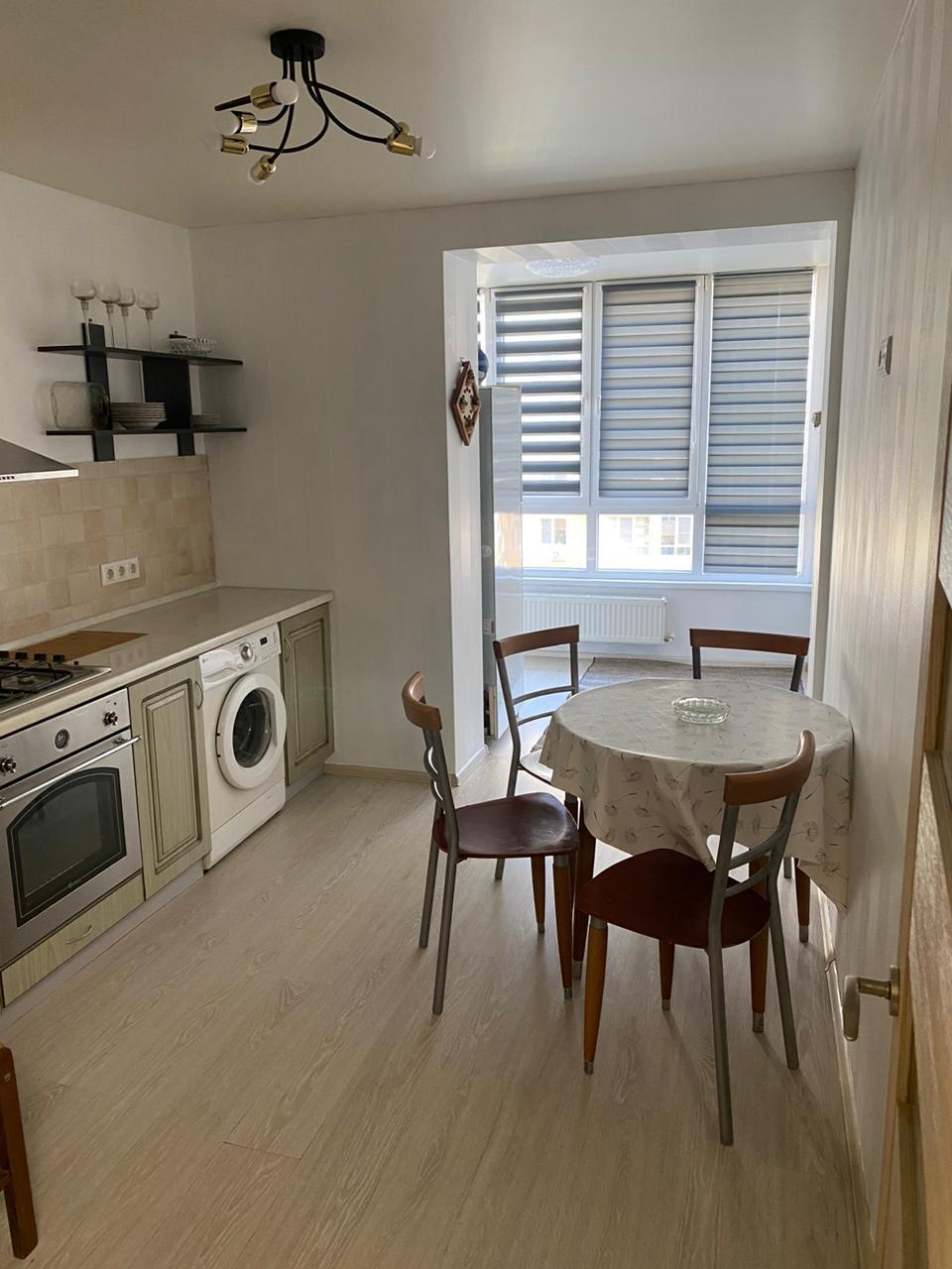 Оренда 1-кімнатної квартири 40.7 м², Жулянська вул., 1Б