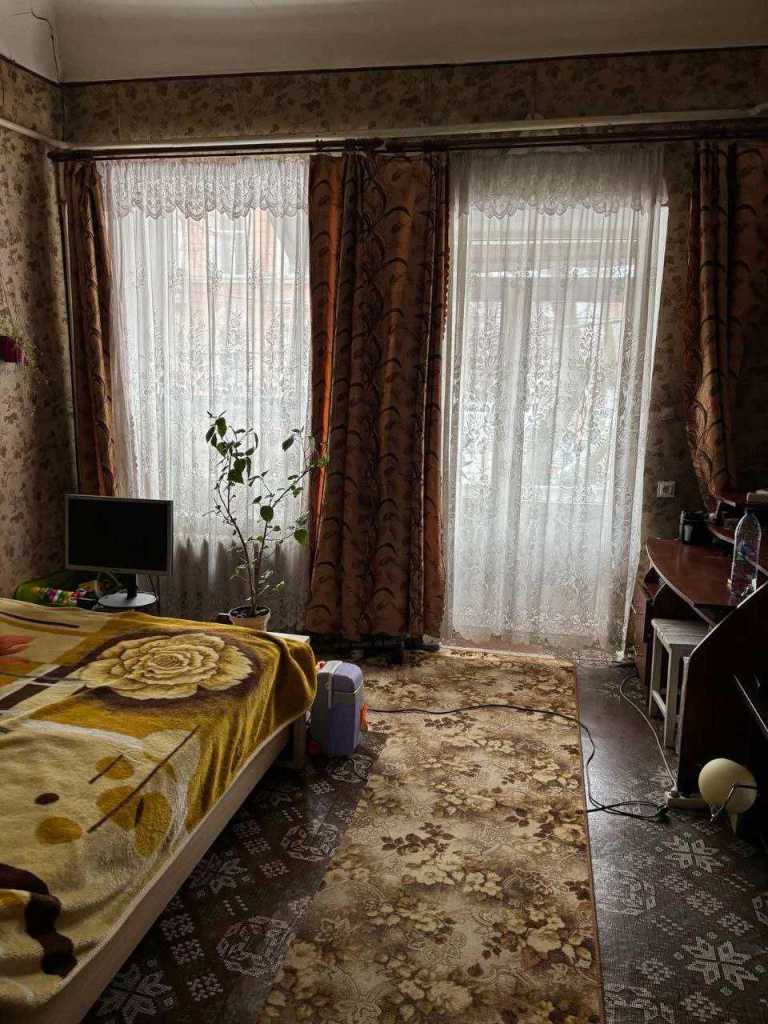 Продажа 2-комнатной квартиры 61.3 м², Кузнечная ул.