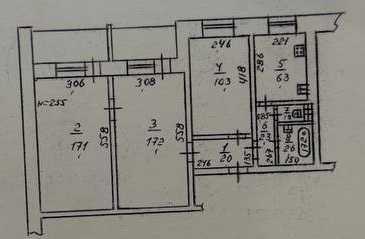 Продажа 3-комнатной квартиры 63 м², Якова Бреуса ул.