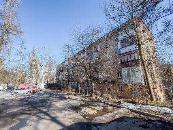 Продаж 1-кімнатної квартири 32 м², Уманська вул., 27