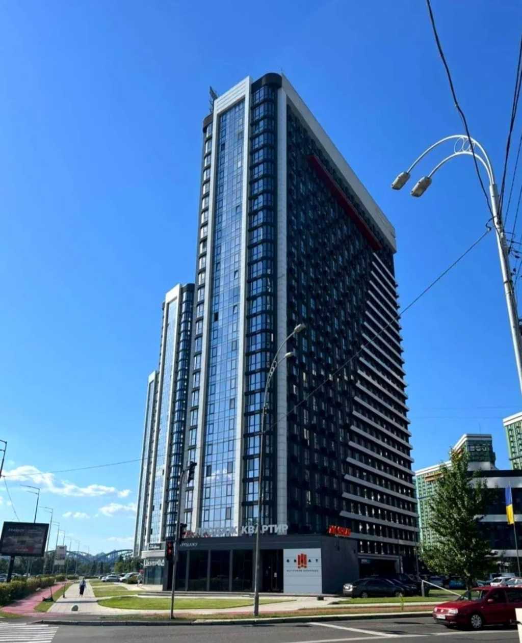 Продаж 3-кімнатної квартири 98 м², Дніпровська наб., 15К