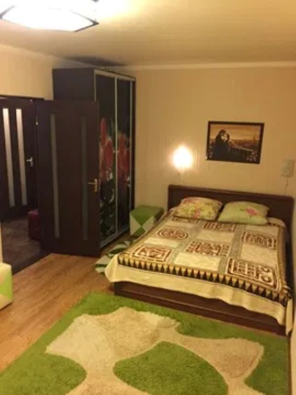 Оренда 1-кімнатної квартири 38 м², Маршала Малиновського вул., 44