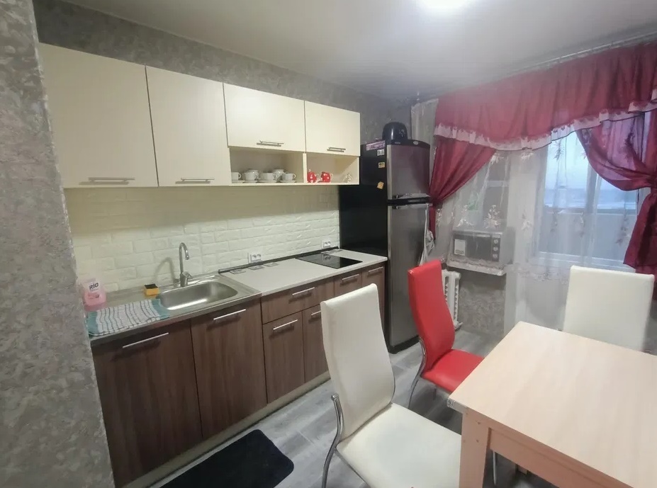 Продажа 3-комнатной квартиры 70 м², Запорожское шоссе, 48