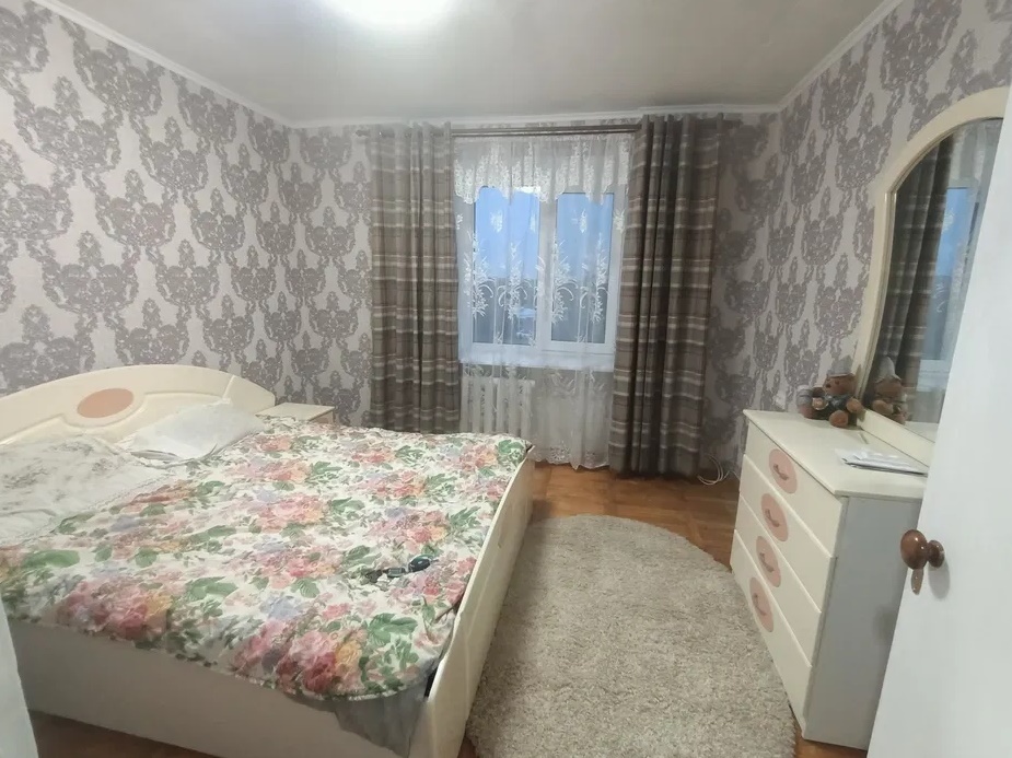 Продажа 3-комнатной квартиры 70 м², Запорожское шоссе, 48