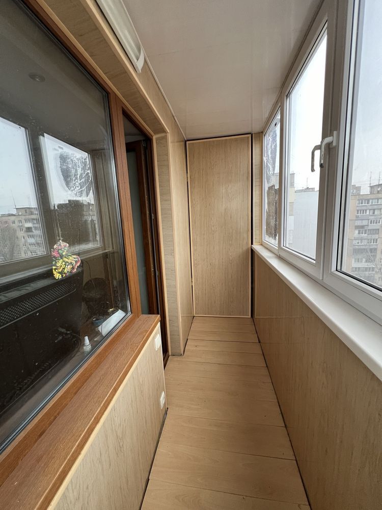 Продаж 3-кімнатної квартири 58 м², Калинова вул., 71