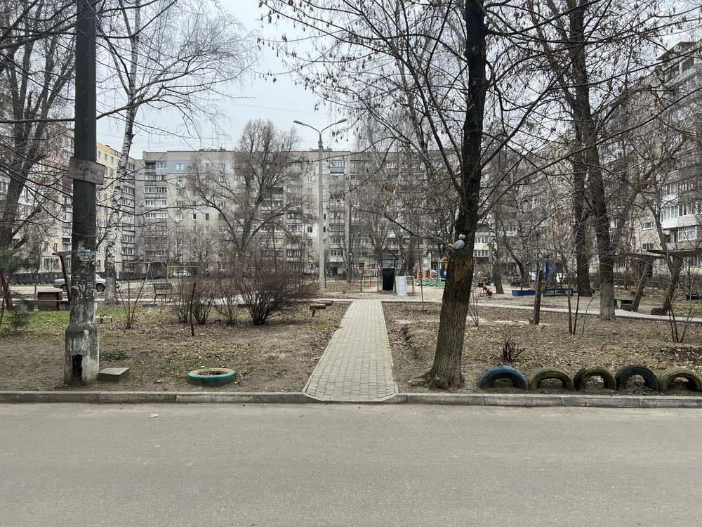 Продаж 3-кімнатної квартири 58 м², Калинова вул., 71