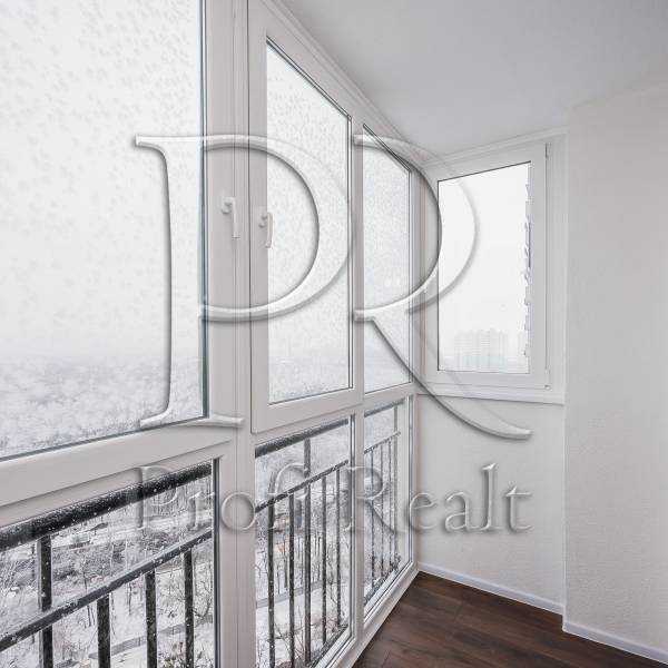 Продаж 1-кімнатної квартири 43 м², Михайла Стельмаха вул., 5