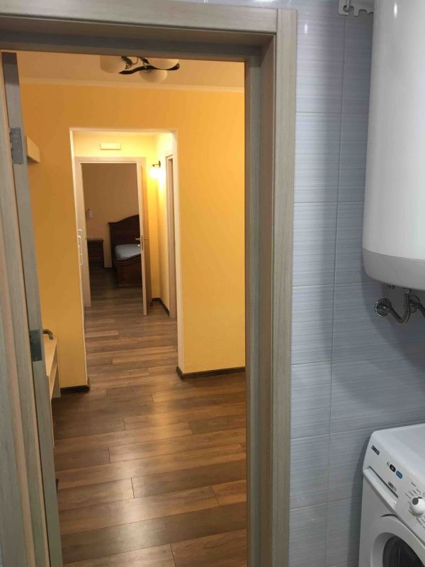 Продаж 2-кімнатної квартири 56 м², Любарського вул., 84