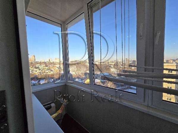 Продажа 2-комнатной квартиры 54 м², Валерия Лобановского просп., 96