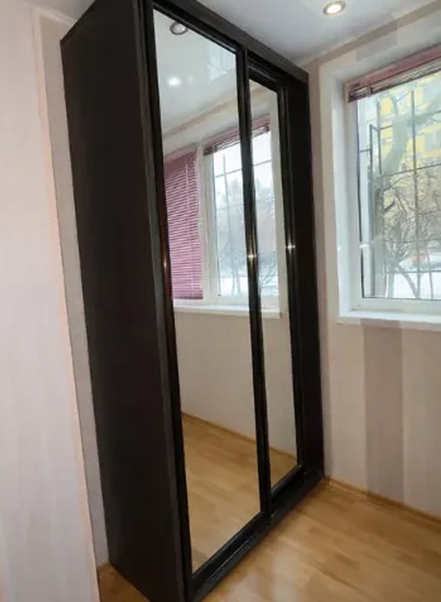Продаж 4-кімнатної квартири 80 м², Березинська вул., 35