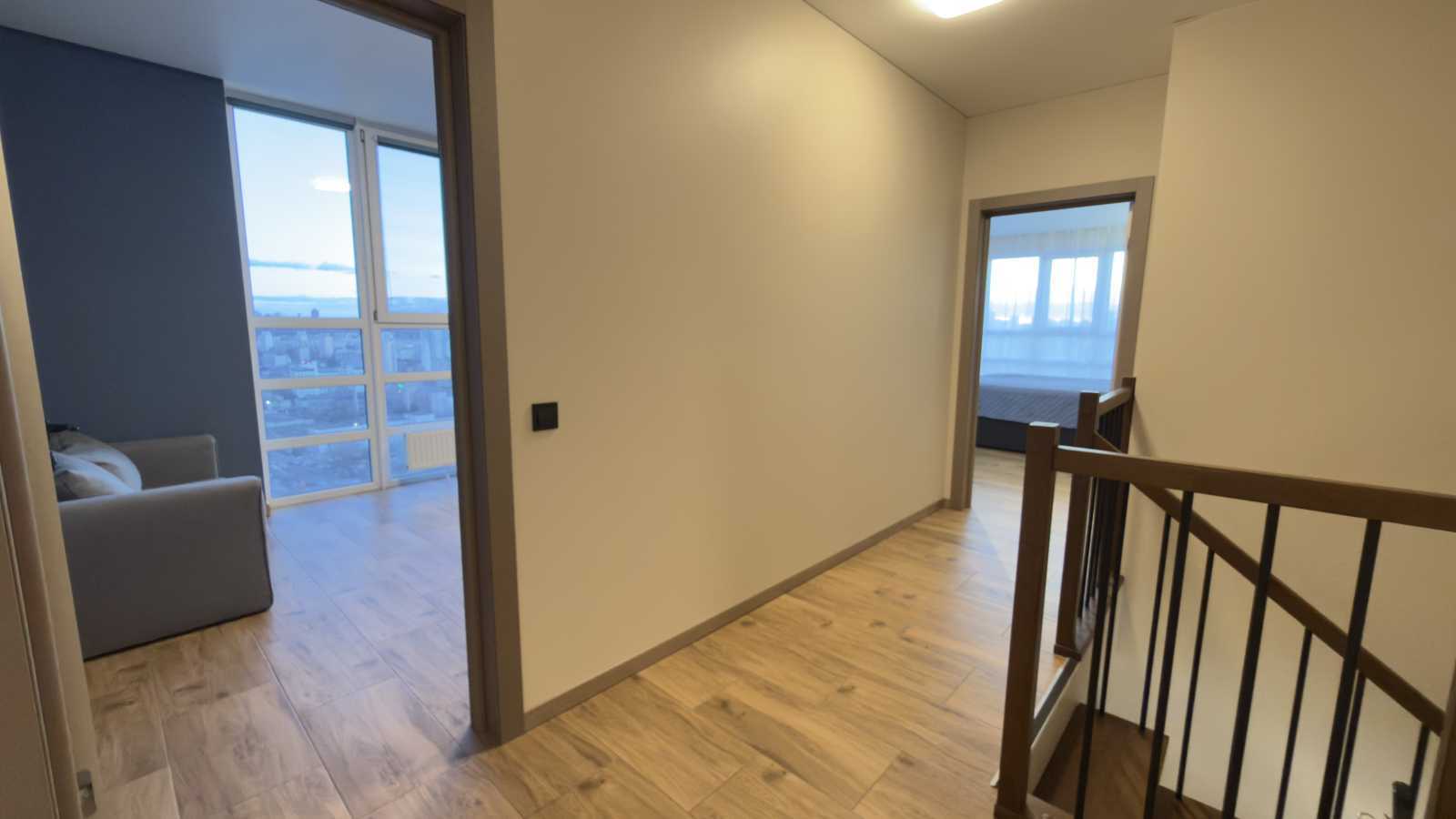 Продаж 5-кімнатної квартири 135 м², Миколи Гулака вул., 4